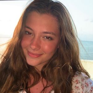 Meet your Posher, Yana